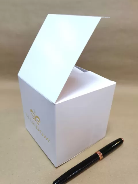 Cutii pentru decoratiuni M492