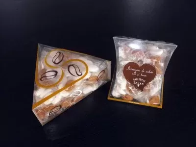 Cutii din plastic sau carton M571