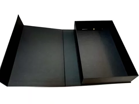 Cutie premium cu magneti M6018