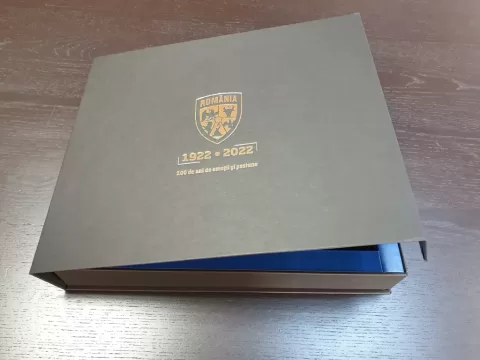 Cutii premium cu magneti M6304