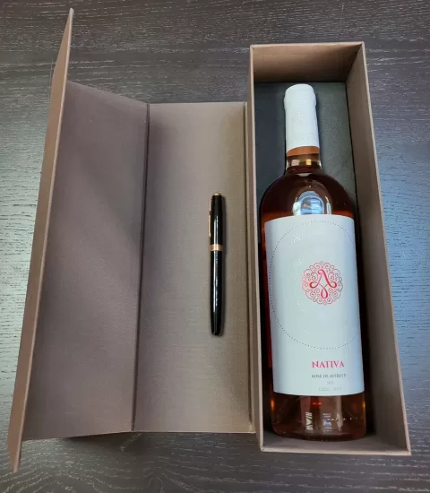 Cutii premium cu suport pentru sticla vin M6329