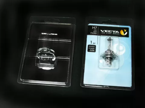 Blistere transparente din plastic pentru becuri auto M4111