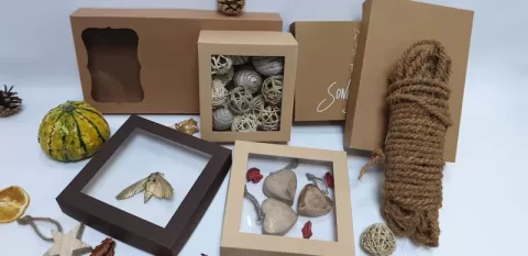 Cutii din carton reciclat