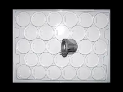Tavi industriale pentru piese